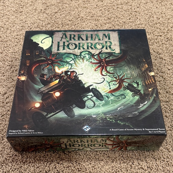 ARKHAM HORROR Board Game